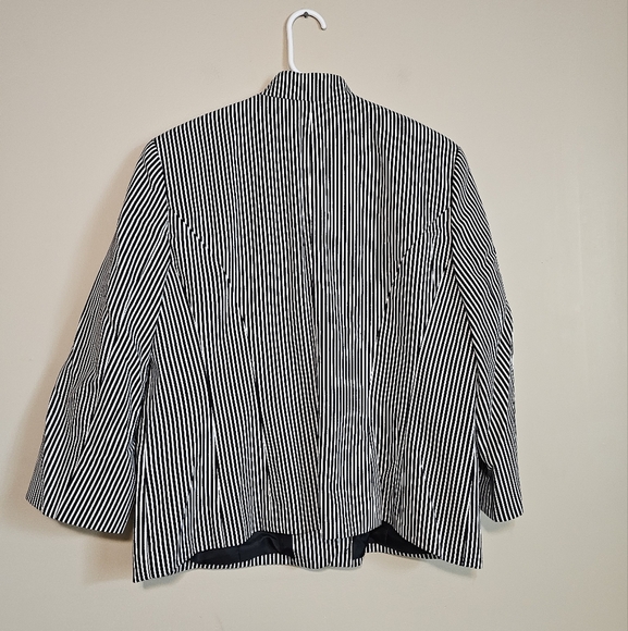 Chaps Women's Black & White Striped Mandarin Collar Button Up Jacket Size 16 - Picture 5 of 5
